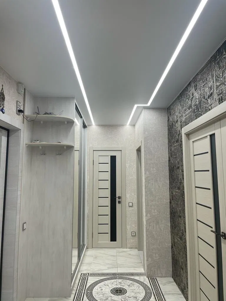 Натяжные потолки в холл Потолки Всем