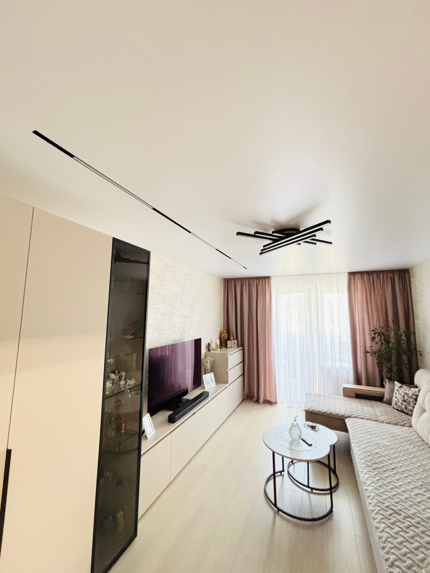 Натяжной потолок в Всеволожске Potolki-Vsem