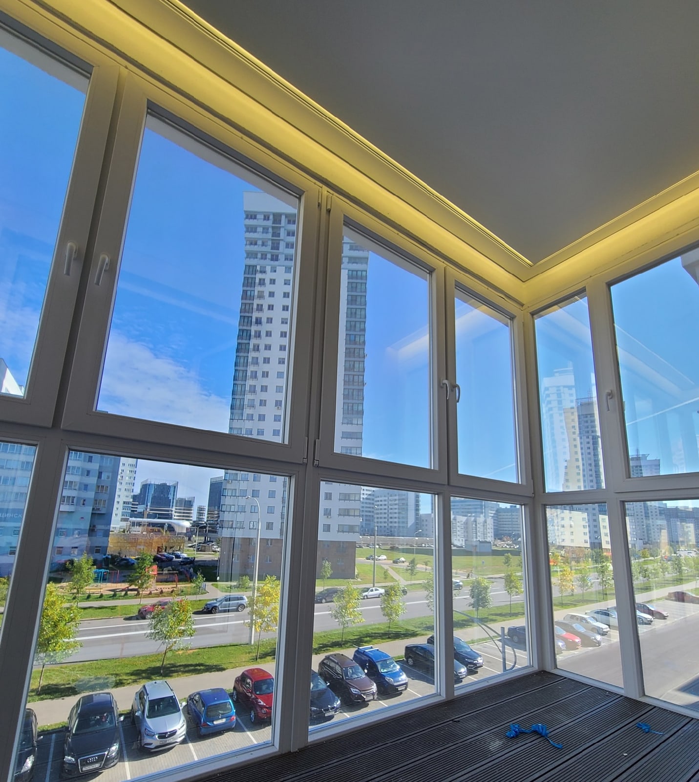 Натяжные потолки на балконе или лоджии Потолки Всем