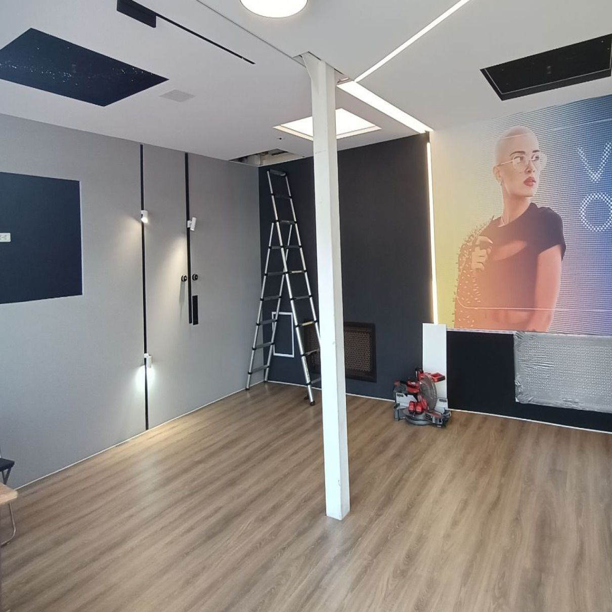 Натяжные (тихие) стены в холлах и входных группах Потолки Всем