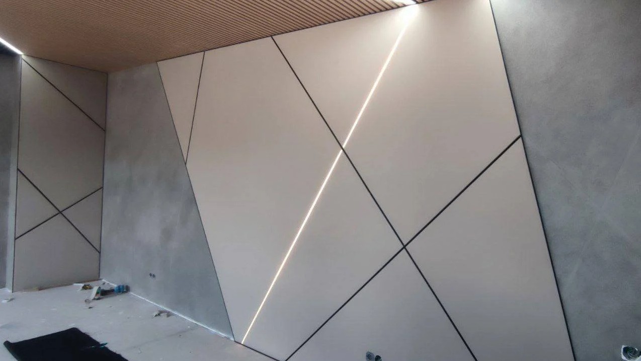 Натяжные (тихие) стены в холлах и входных группах Потолки Всем