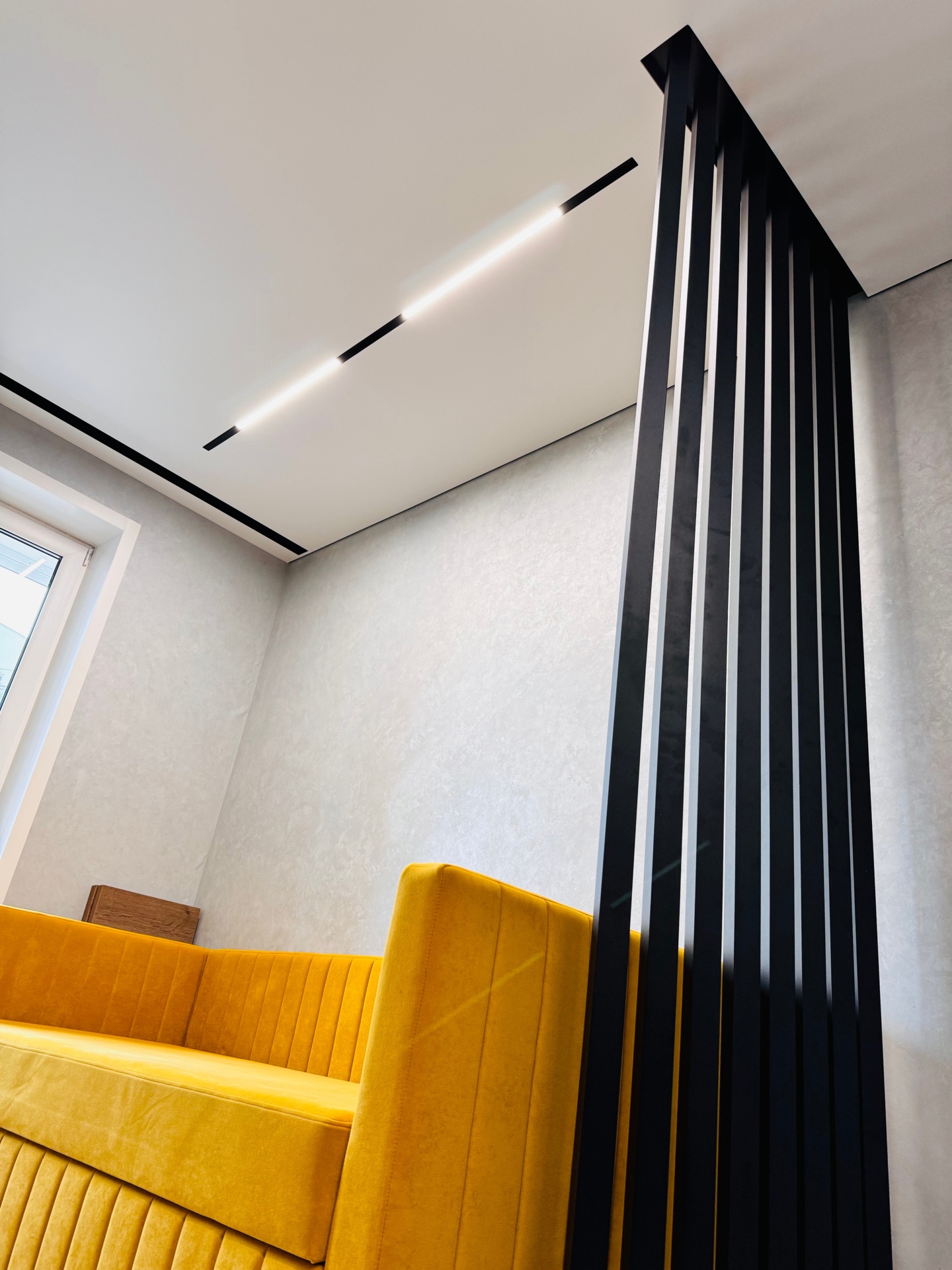 Натяжной потолок в Кингисеппе Potolki-Vsem