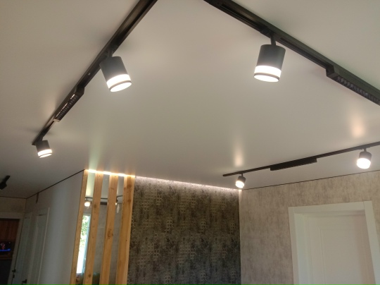 Натяжной потолок в однокомнатную квартиру Потолки Всем