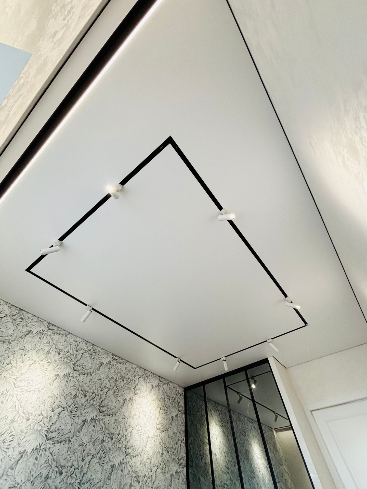 Натяжные потолки Clipso Потолки Всем