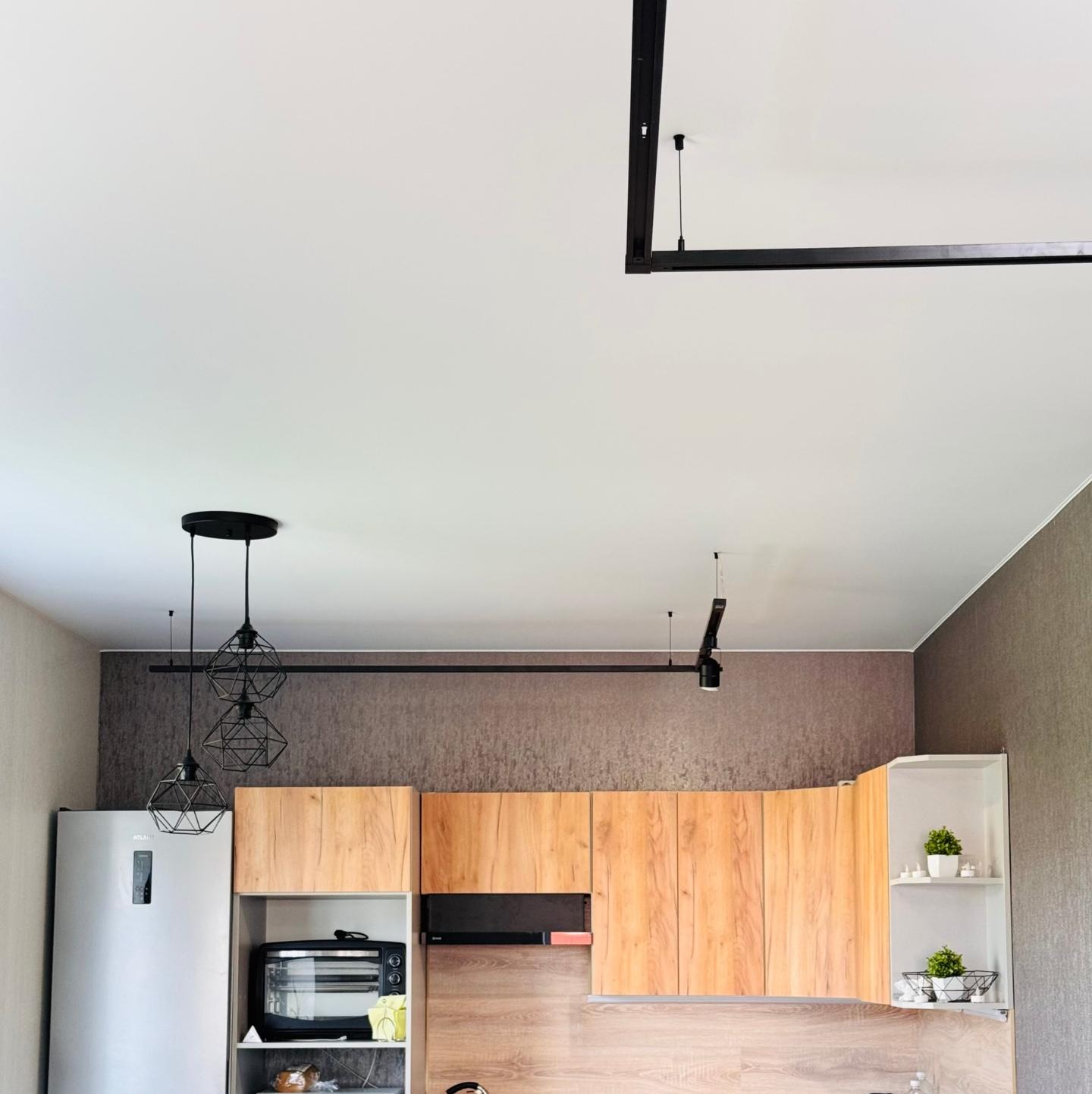 Натяжной потолок в Кингисеппе Potolki-Vsem